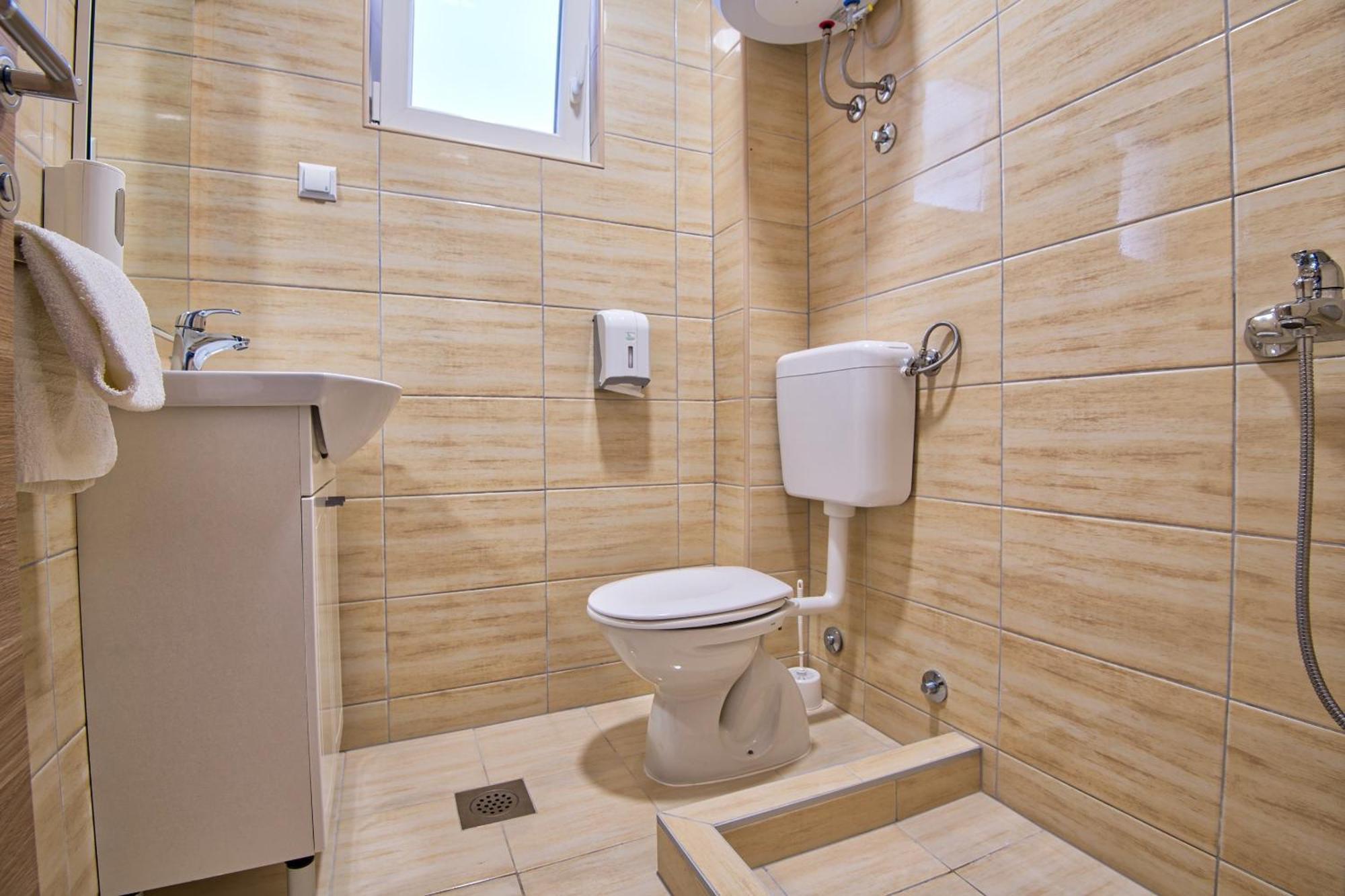 Studio & Apartments More Неум Екстериор снимка