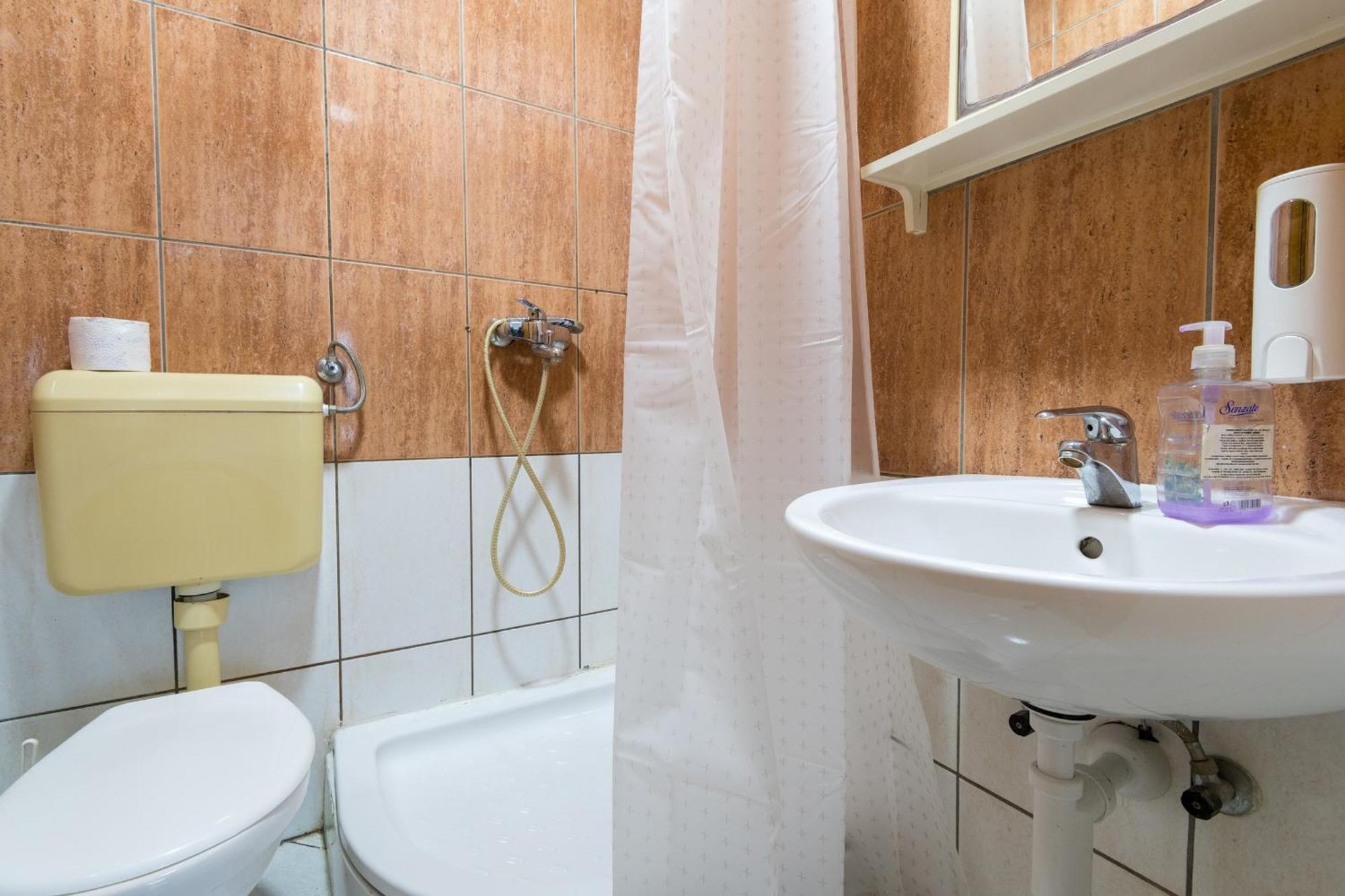 Studio & Apartments More Неум Екстериор снимка
